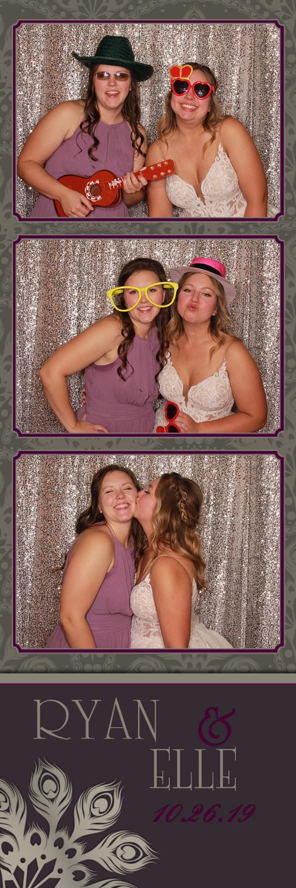Elle's Wedding | View more photos from the event at gallery.photoboothbillings.com/u/PhotoBoothBillings/Elles-Wedding